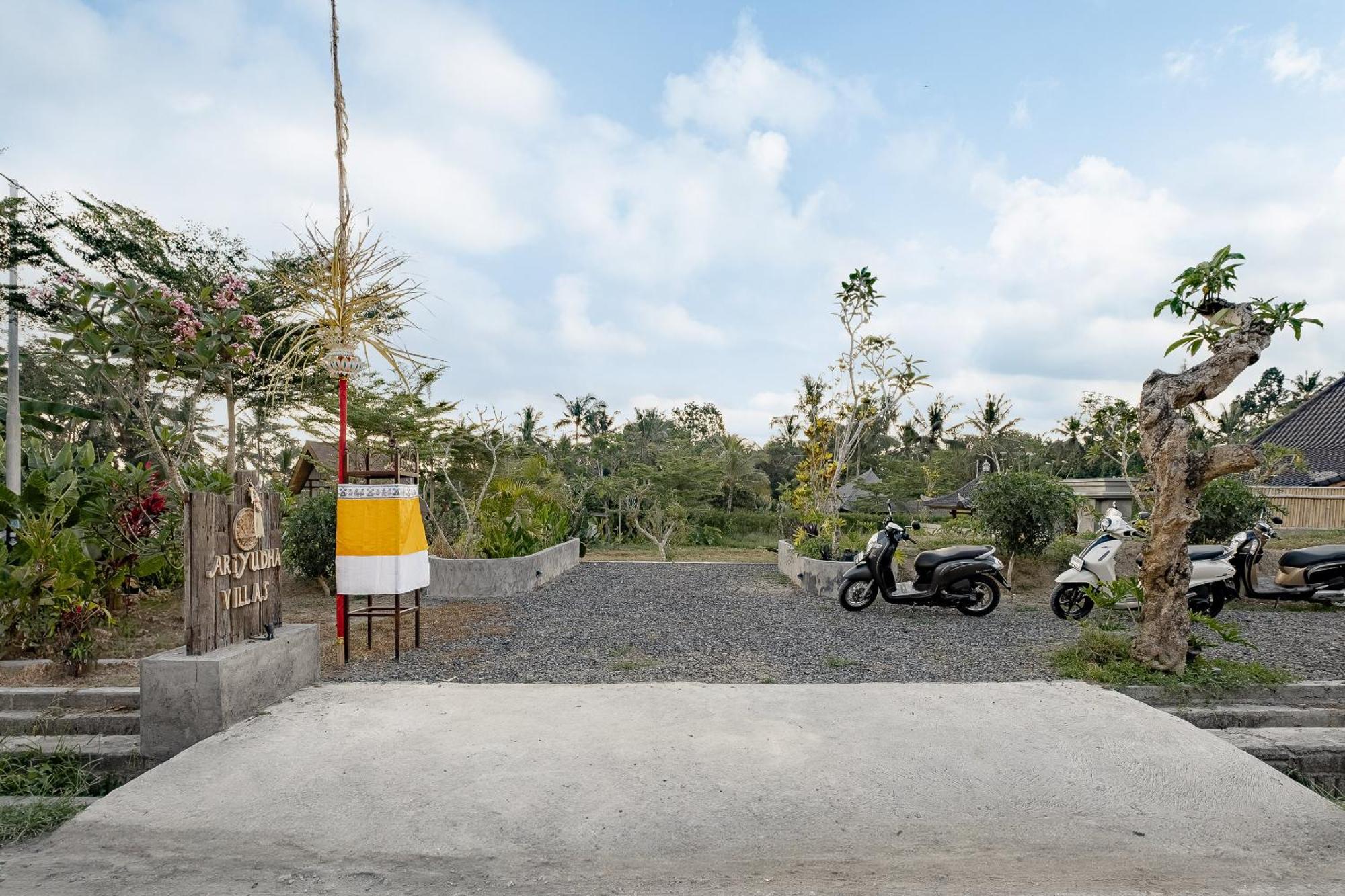 Ari Yudha Ubud Villa Bagian luar foto
